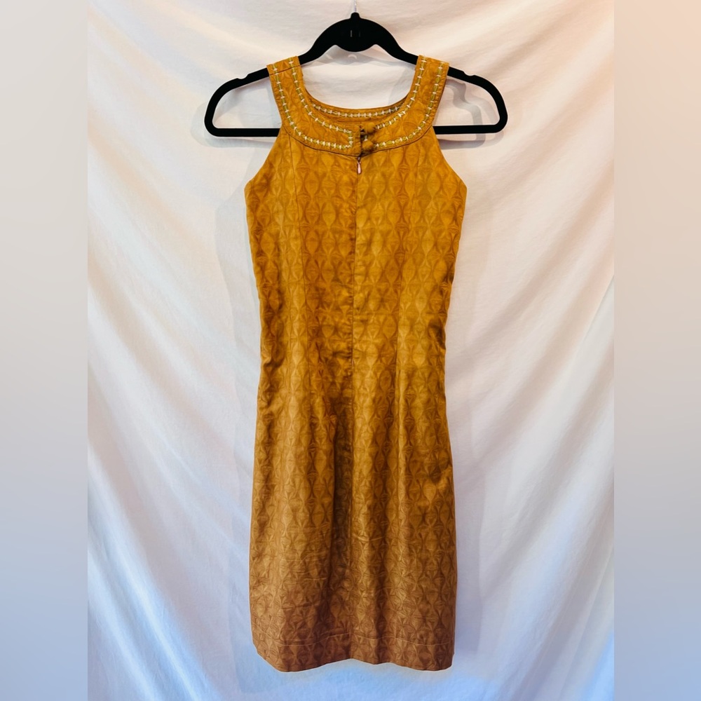 Retro Turmeric Dress - Picture 3 of 6